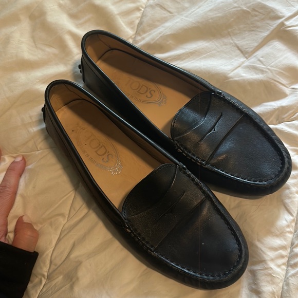 Tod’s Black Driving Loafers - 6.5 AKA 36 1/2 - Picture 1 of 9